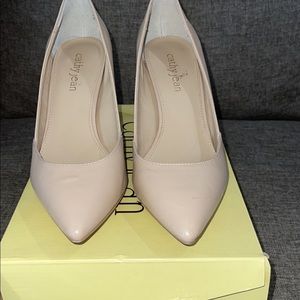 Beige pumps